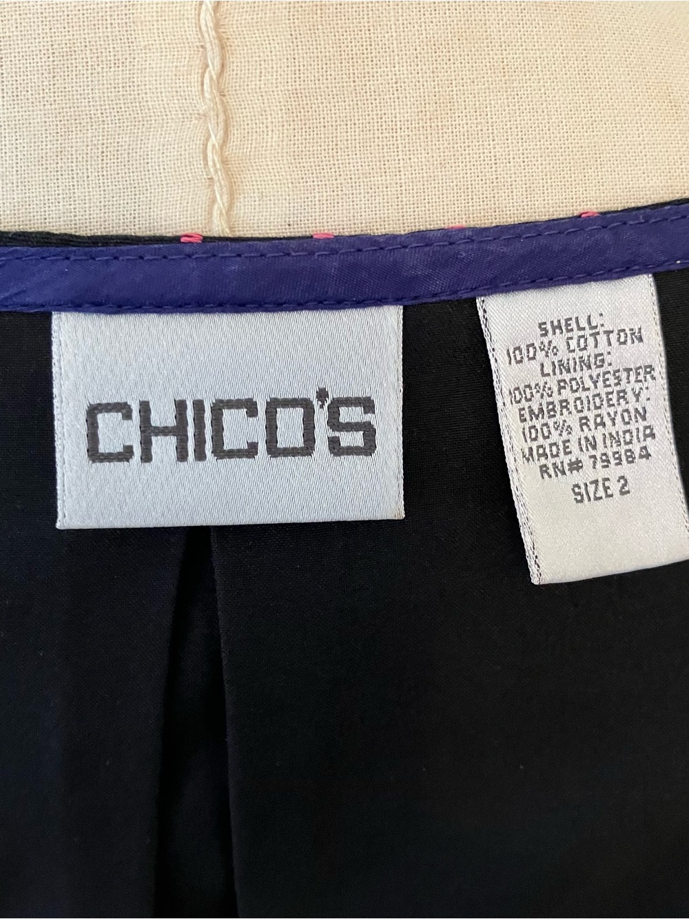 VTG Chicos Women’s Black Cotton Jacket Open Embroidered Flowers Short Artsy Lg - Picture 5 of 6
